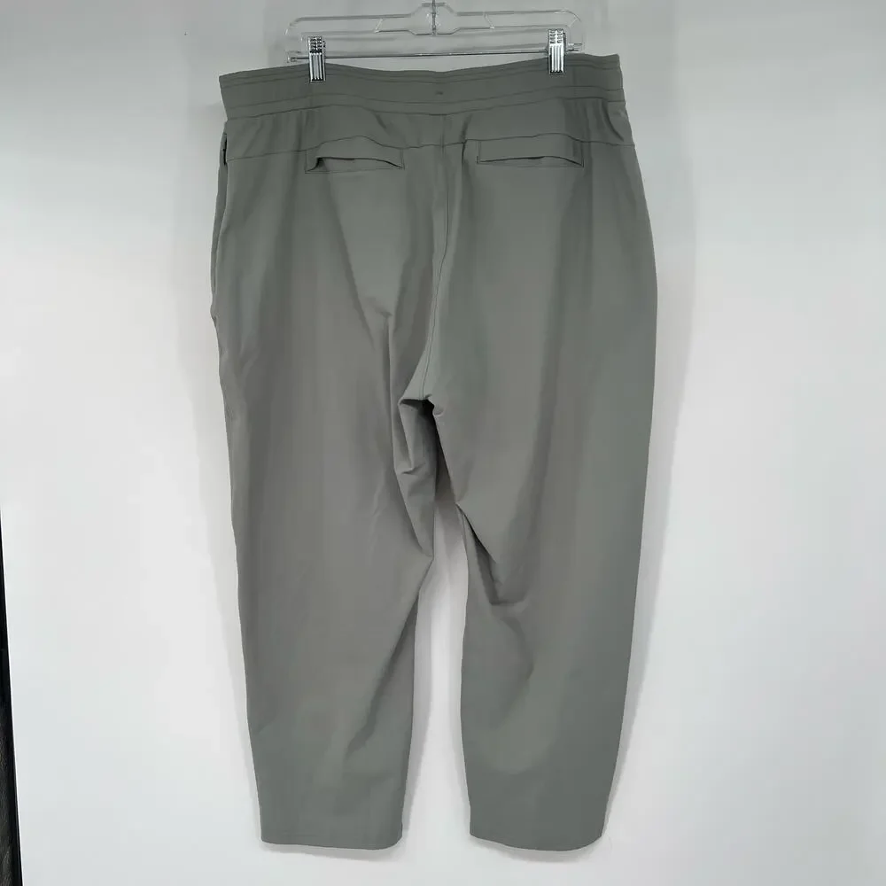 Public Rec Daymaker Pants Men's Sz 42/28 Fog Wrinkle Resistant Inner Drawstring